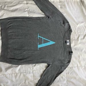 Old navy sweater